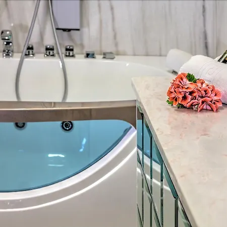Fiscardonna Luxury