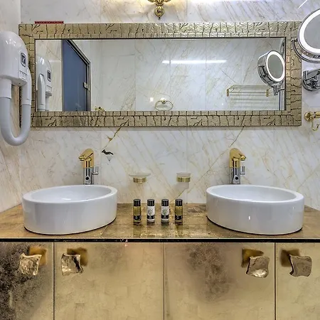 Fiscardonna Luxury 4* فيسكاردو