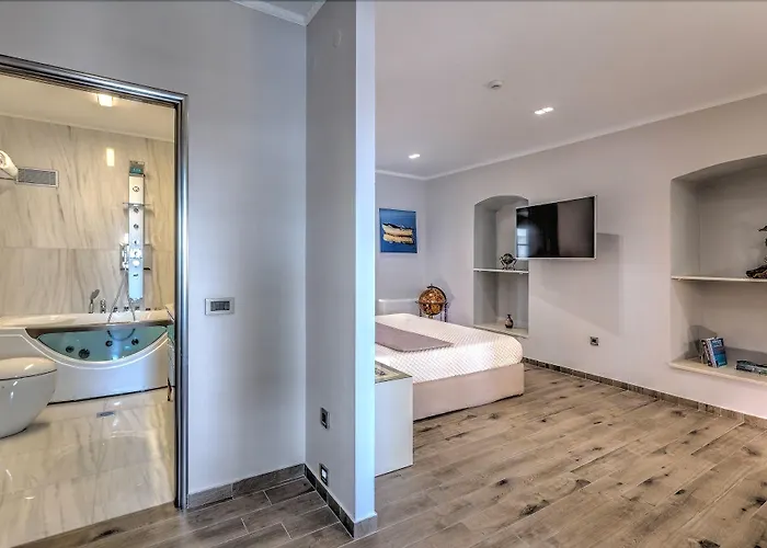 Fiscardonna Luxury מלון פיסקרדו