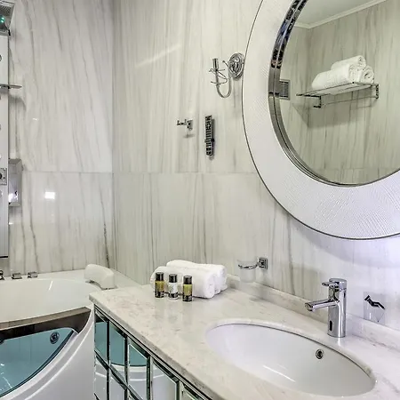 Отель Fiscardonna Luxury 4*